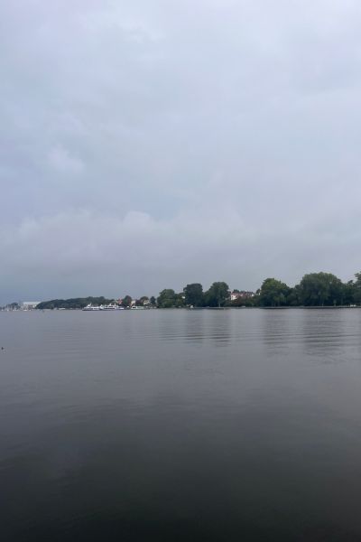 12 von 12 im September 2026: Fluß im Vordergrund